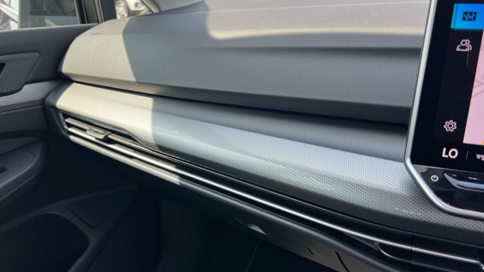 Used Volkswagen Golf 2025 for sale - 76869175: Photo 41