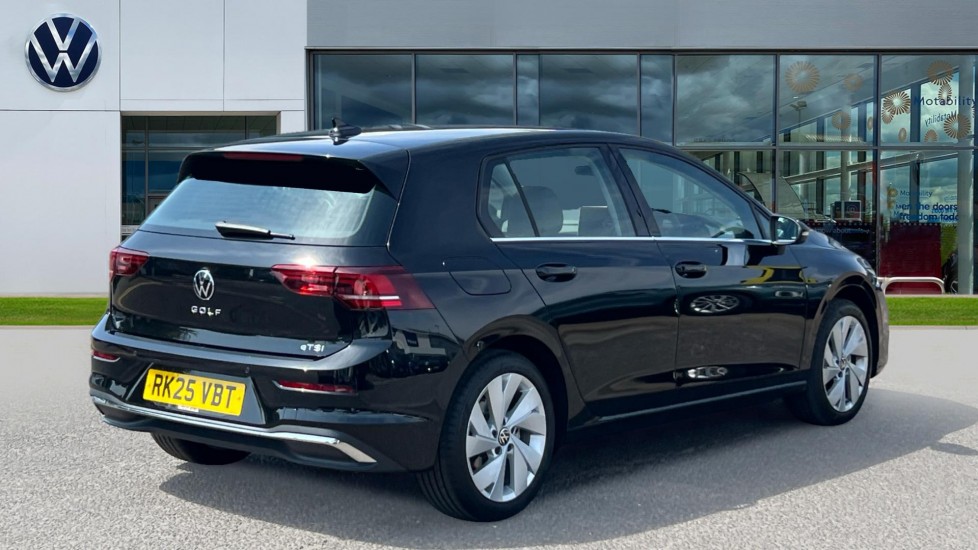 Used Volkswagen Golf 2025 for sale - 76869175: Photo 8