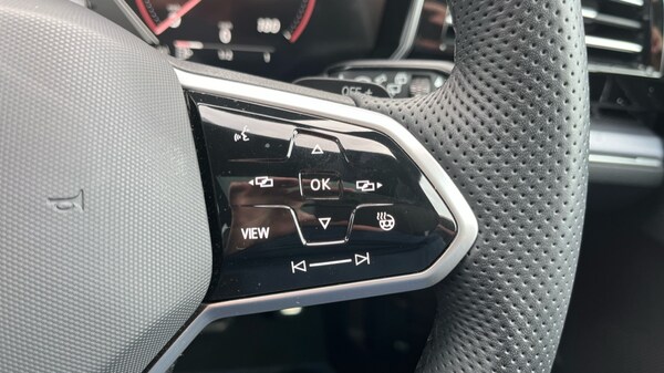 Used Volkswagen Touareg 2024 for sale - 75467636: Photo 24