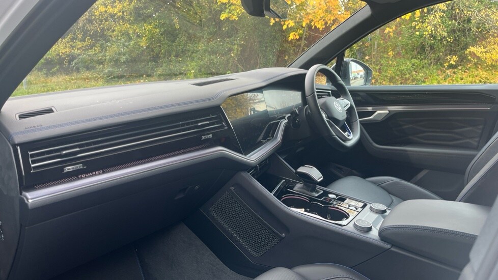 Used Volkswagen Touareg 2024 for sale - 75467636: Photo 28