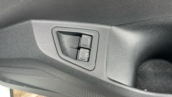 Used Volkswagen Touareg 2024 for sale - 75467636: Photo 30