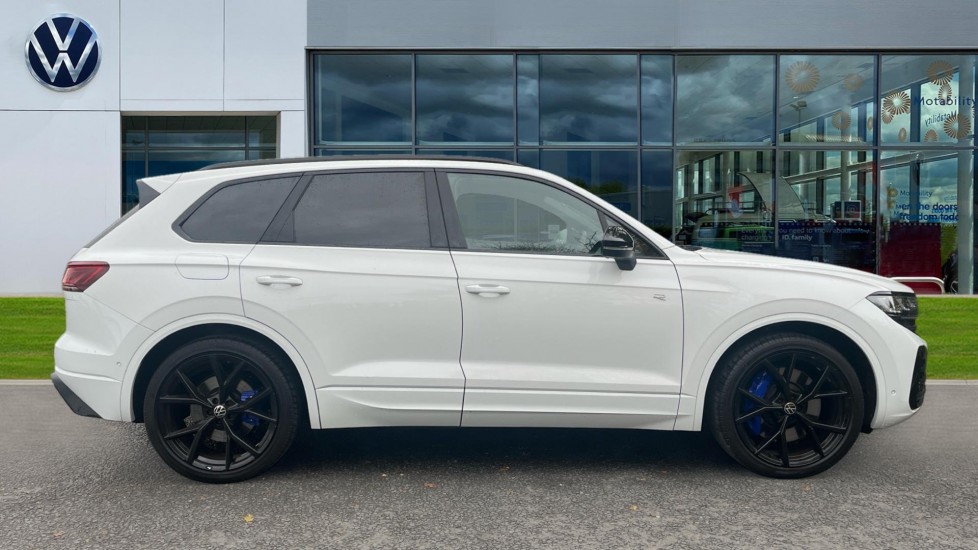 Used Volkswagen Touareg 2024 for sale - 75467636: Photo 4