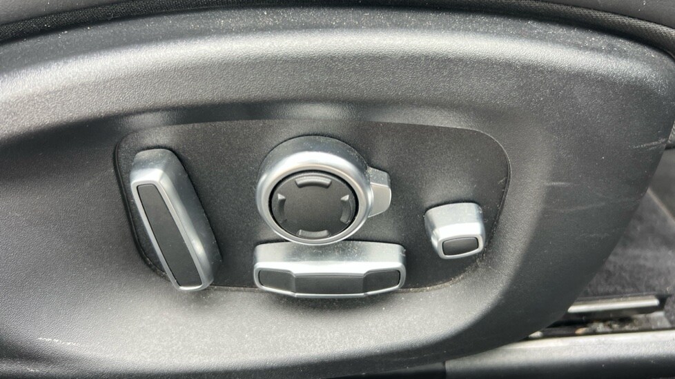 Vehicle 43