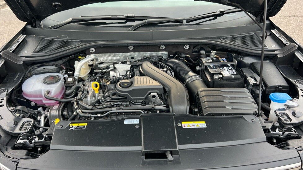 Used Volkswagen T-Roc 2025 for sale - 76593648: Photo 17