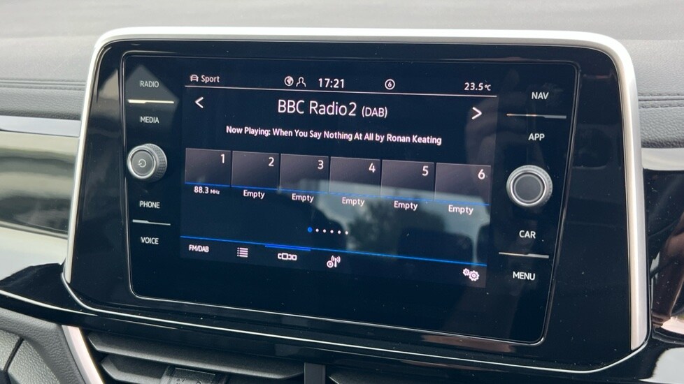 Used Volkswagen T-Roc 2025 for sale - 76593648: Photo 22