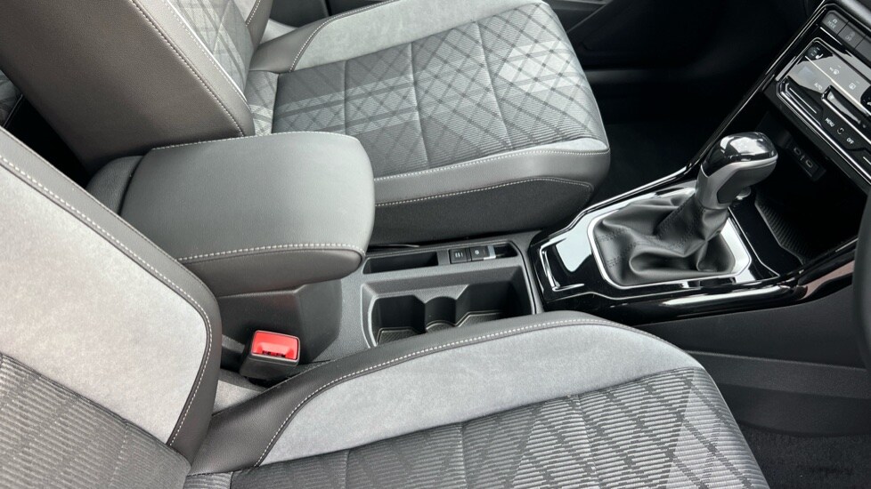 Used Volkswagen T-Roc 2025 for sale - 76593648: Photo 42