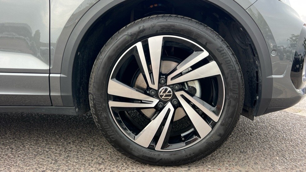 Used Volkswagen T-Roc 2025 for sale - 76593648: Photo 5