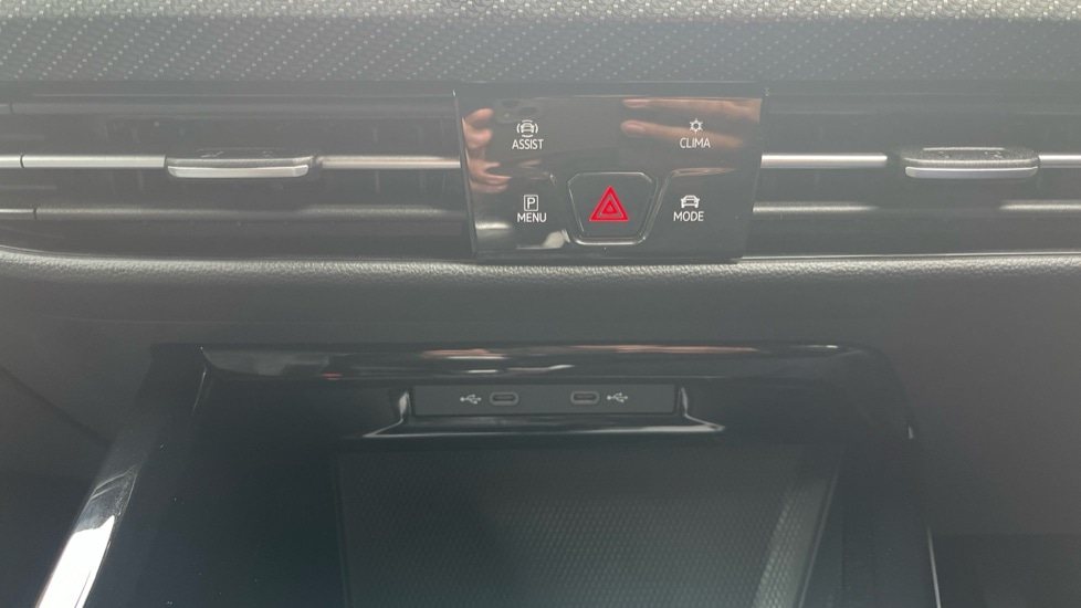 Used Volkswagen Golf 2023 for sale - 76112397: Photo 34