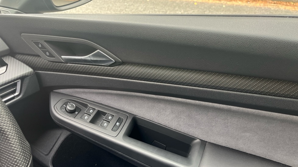 Used Volkswagen Golf 2023 for sale - 76112397: Photo 37
