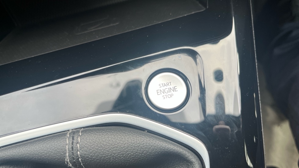 Used Volkswagen Golf 2023 for sale - 76112397: Photo 42