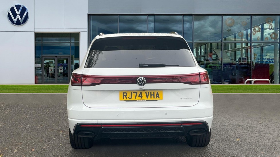 Used Volkswagen Touareg 2024 for sale - 76869322: Photo 11