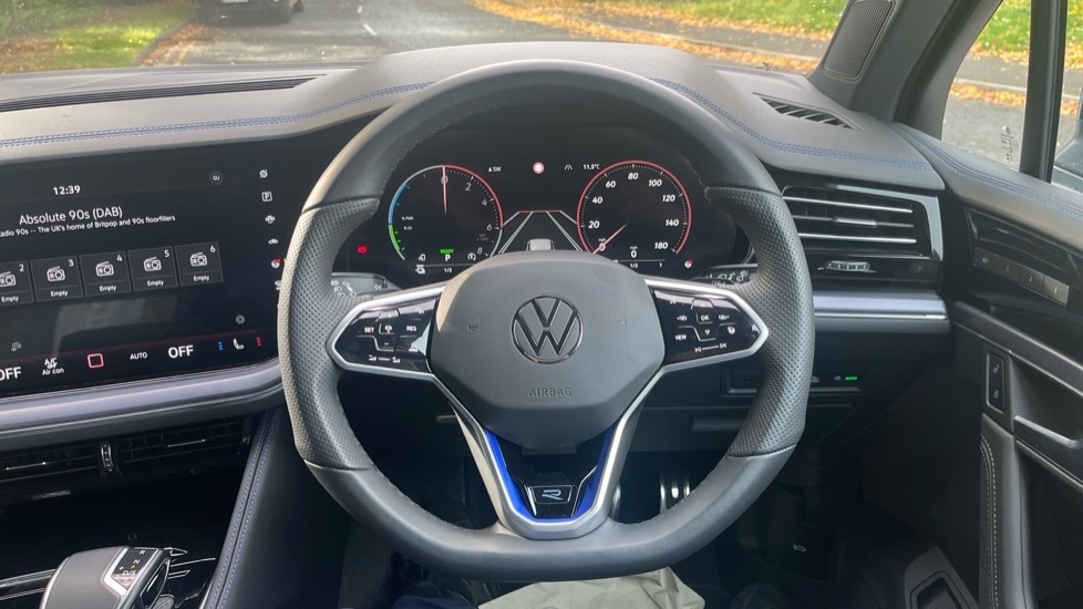 Used Volkswagen Touareg 2024 for sale - 76869322: Photo 27