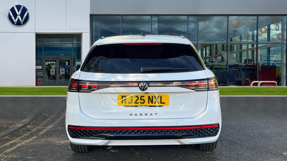 Used Volkswagen Passat 2025 for sale - 76869186: Photo 11