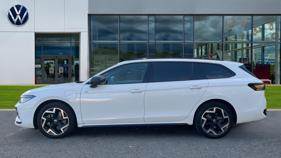 Used Volkswagen Passat 2025 for sale - 76869186: Photo 9