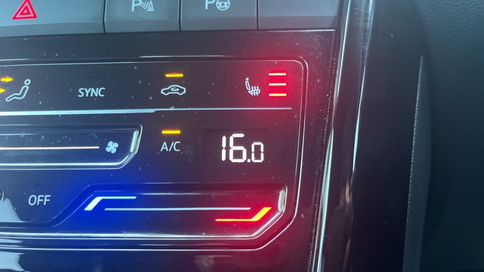 Used Volkswagen T-Roc 2023 for sale - 76079361: Photo 46