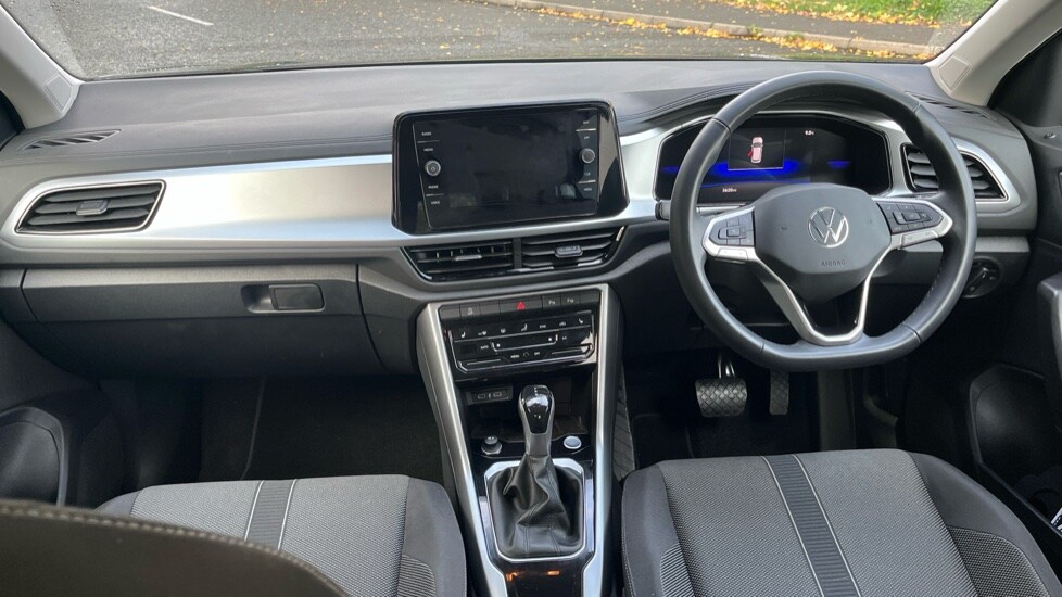 Used Volkswagen T-Roc 2025 for sale - 76297496: Photo 12