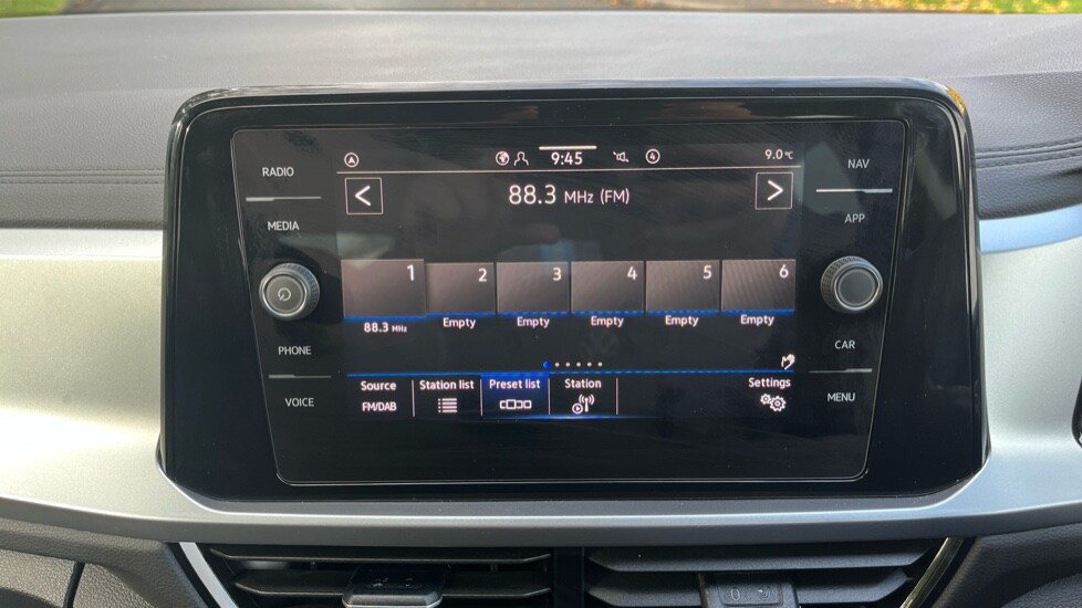 Used Volkswagen T-Roc 2025 for sale - 76297496: Photo 24