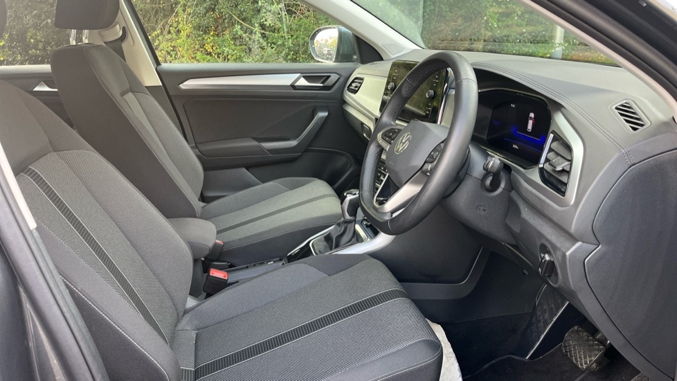 Used Volkswagen T-Roc 2025 for sale - 76297496: Photo 25