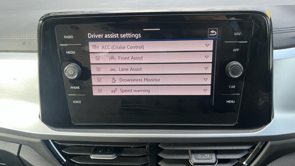 Used Volkswagen T-Roc 2025 for sale - 76297496: Photo 48