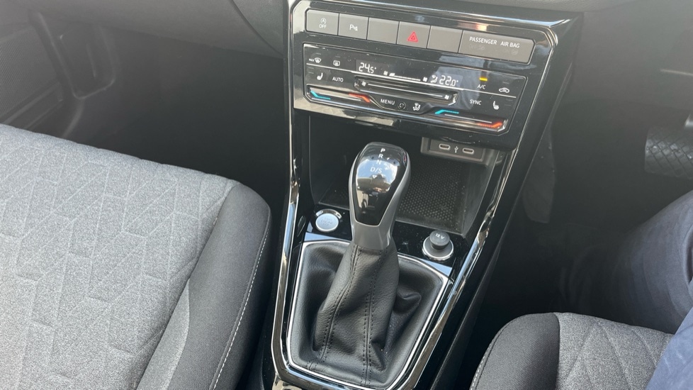 Used Volkswagen T-Cross 2025 for sale - 76487418: Photo 34