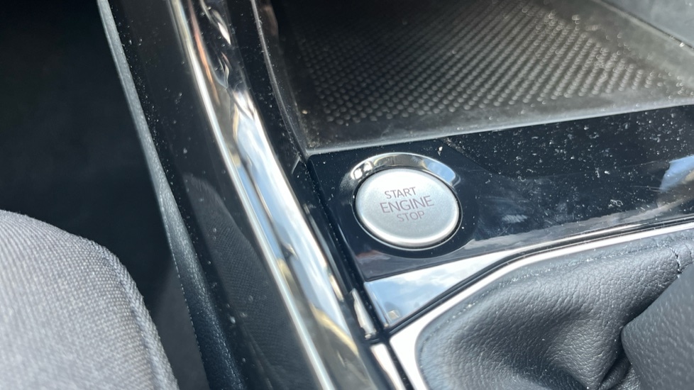 Used Volkswagen T-Cross 2025 for sale - 76487418: Photo 38