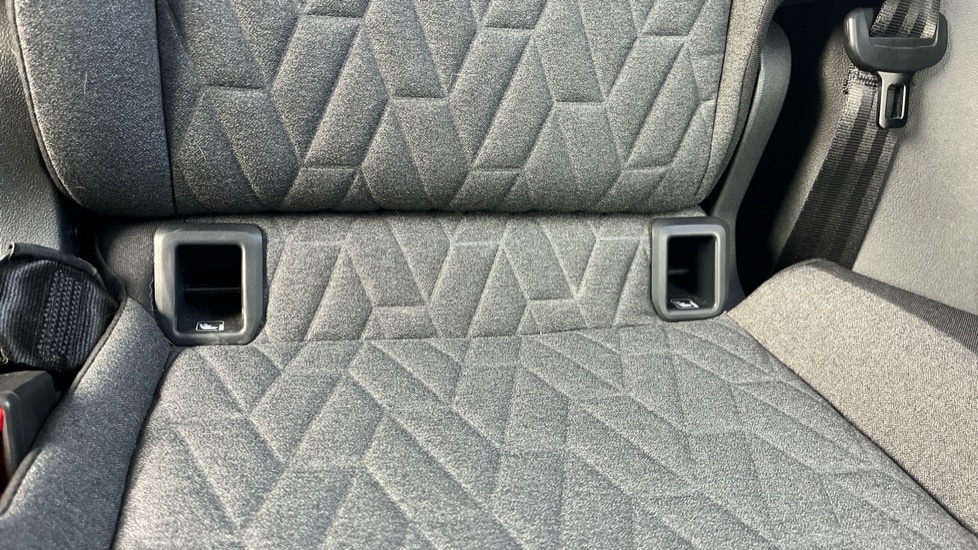 Used Volkswagen T-Cross 2025 for sale - 76487418: Photo 41