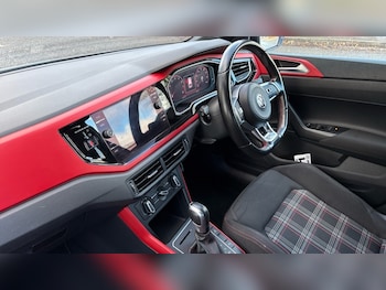 Used Volkswagen Polo 2020 for sale - 76872897: Photo