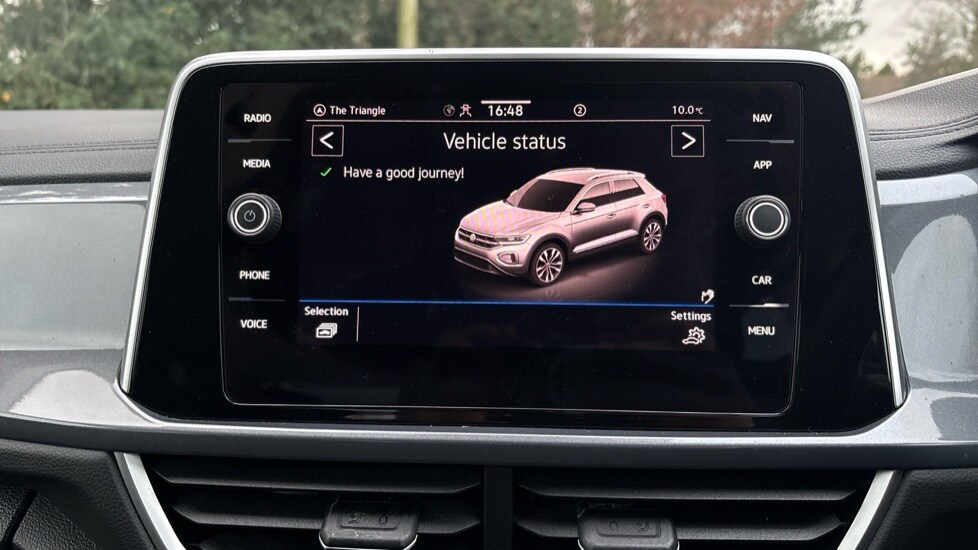 Used Volkswagen T-Roc 2024 for sale - 76873870: Photo 22