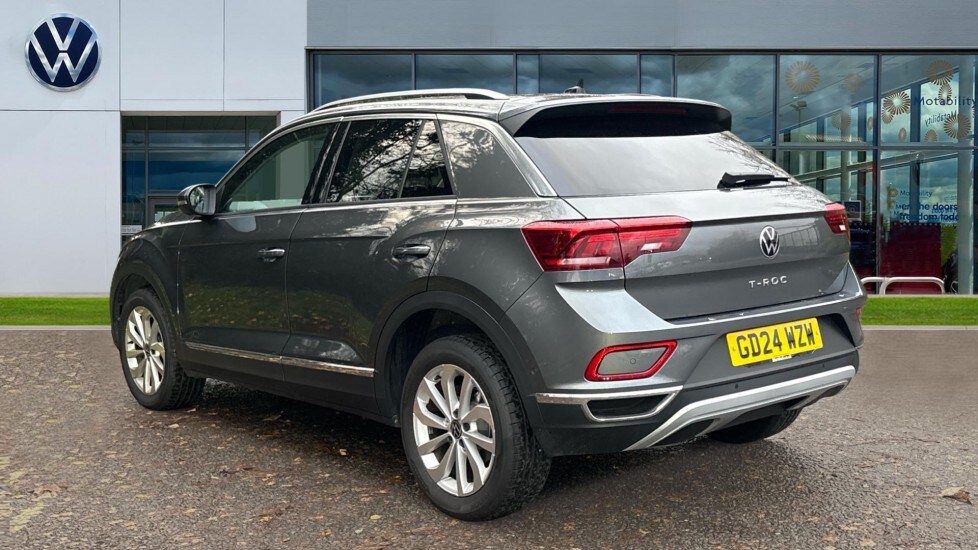Used Volkswagen T-Roc 2024 for sale - 76873870: Photo 3