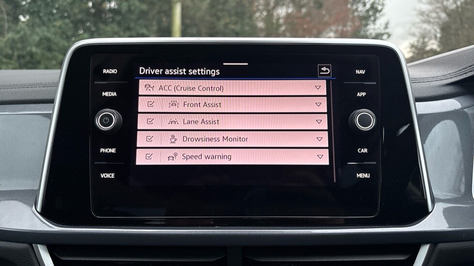 Used Volkswagen T-Roc 2024 for sale - 76873870: Photo 42