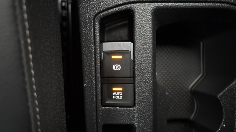 Used Volkswagen T-Roc 2024 for sale - 76873870: Photo 47