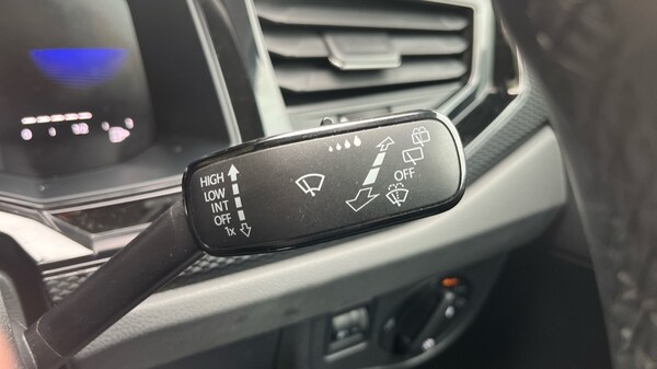 Used Volkswagen Polo 2023 for sale - 76124789: Photo 31