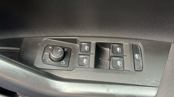 Used Volkswagen Polo 2023 for sale - 76124789: Photo 38