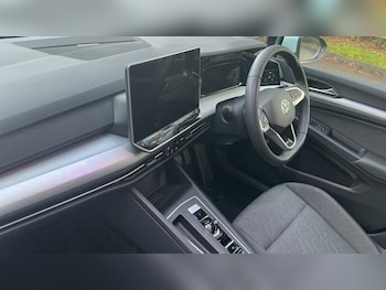 Used Volkswagen Golf 2025 for sale - 77067807: Photo