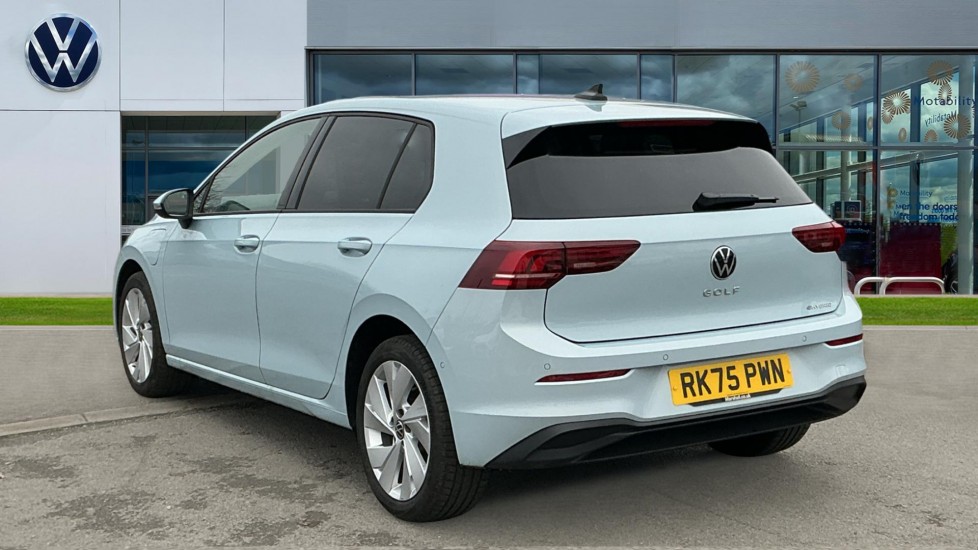 Used Volkswagen Golf 2025 for sale - 77067807: Photo 3