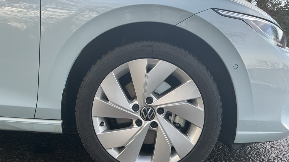 Used Volkswagen Golf 2025 for sale - 77067807: Photo 5