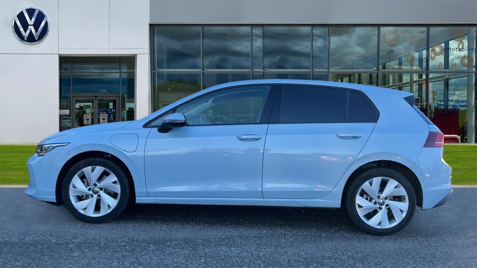 Used Volkswagen Golf 2025 for sale - 77067807: Photo 9