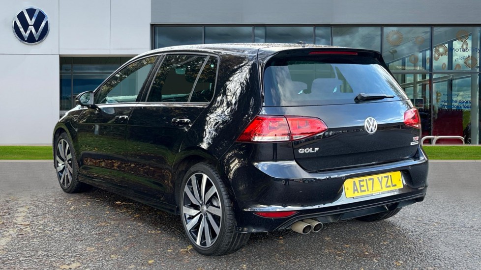 Used Volkswagen Golf 2017 for sale - 76937492: Photo 3
