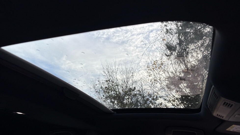 Used Volkswagen Golf 2017 for sale - 76937492: Photo 34