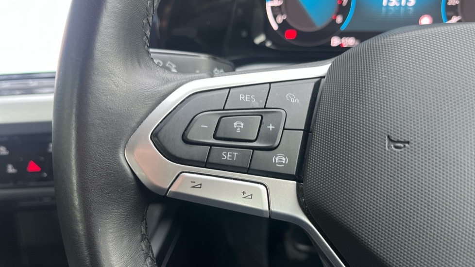 Used Volkswagen Golf 2024 for sale - 76272856: Photo 30