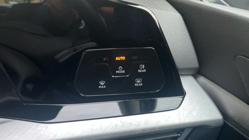 Used Volkswagen Golf 2024 for sale - 76272856: Photo 37