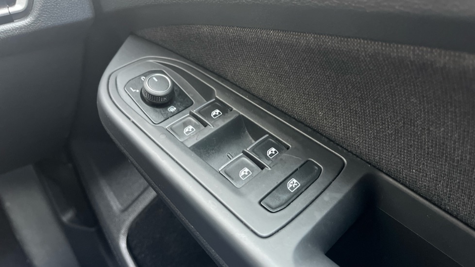 Used Volkswagen Golf 2024 for sale - 76272856: Photo 38