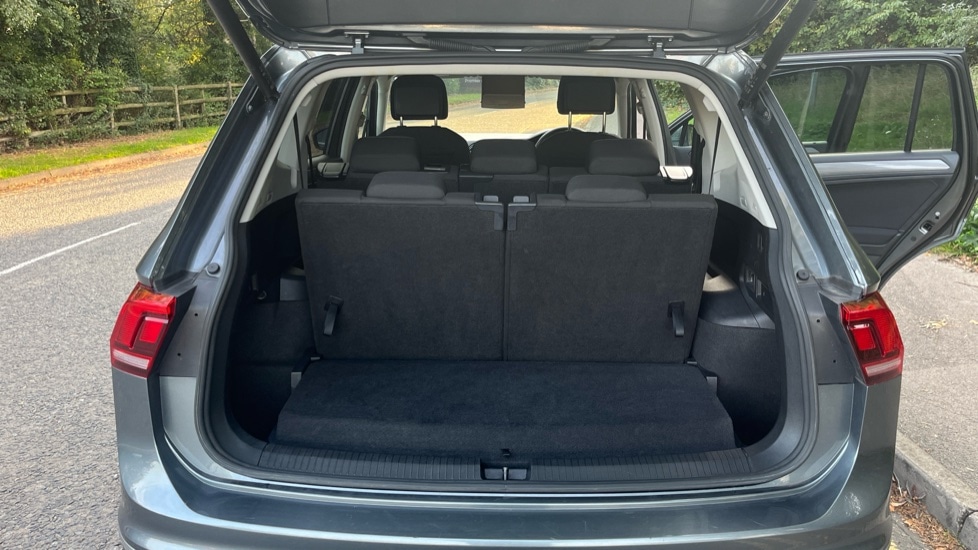 Used Volkswagen Tiguan Allspace 2022 for sale - 76079303: Photo 50