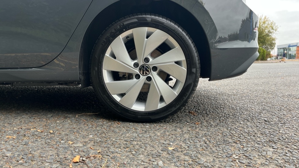 Used Volkswagen Golf 2025 for sale - 76870405: Photo 19