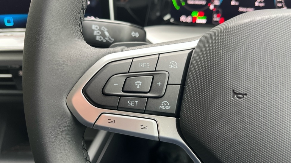 Used Volkswagen Golf 2025 for sale - 76870405: Photo 30