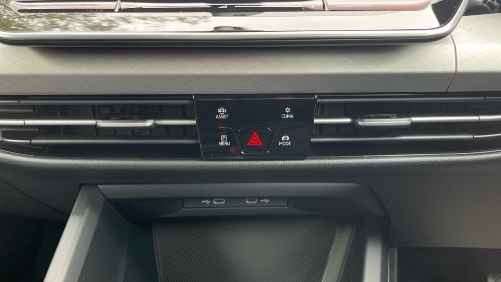 Used Volkswagen Golf 2025 for sale - 76870405: Photo 33