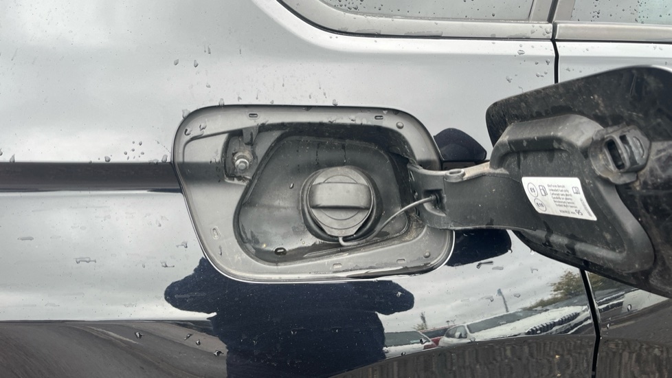 Used Volkswagen Tiguan 2022 for sale - 76960042: Photo 28