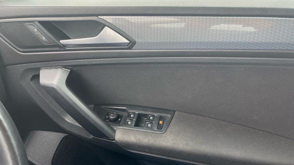 Used Volkswagen Tiguan 2022 for sale - 76960042: Photo 35