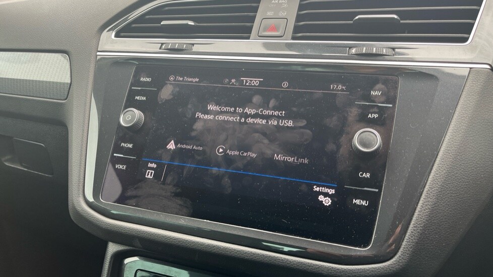 Used Volkswagen Tiguan 2022 for sale - 76960042: Photo 36