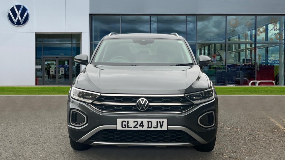 Used Volkswagen T-Roc 2024 for sale - 76870645: Photo 10